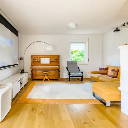 بيت للعطل Behagliches Familienhaus Nahe Schwarzwaldbodensee Tuningen